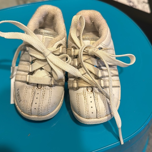 Baby K-Swiss sneakers tiny .. 2 US , 17 Eur , 1.5 UK great condition - Picture 6 of 15